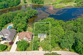 38 Levanno Dr, Crown Point, IN 46307