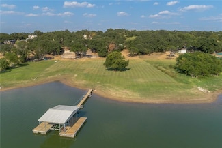 25203 Lakeview Dr, Spicewood, TX 78669