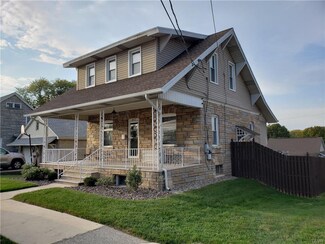 401 W Union St, Whitehall, PA 18052