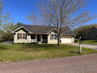 721 Kaitlin Dr, Mountain View, MO 65548