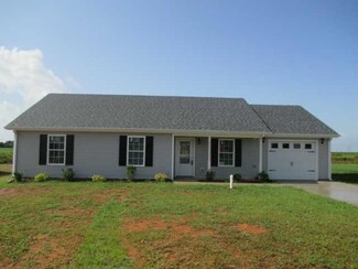126 Kentucky Ridge, Oak Grove, KY 42262