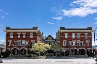 400 E Washington St Unit 28, Greenville, SC 29601
