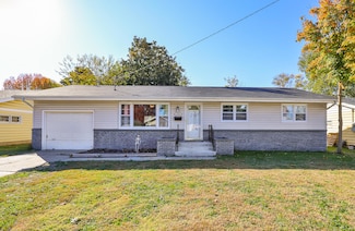 1950 E Glenco St, Springfield, MO 65803