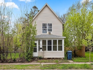 424 33rd Ave N, Minneapolis, MN 55412