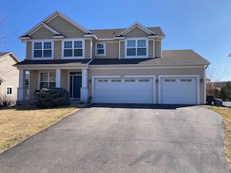 1957 Foothill Trail, Shakopee, MN 55379