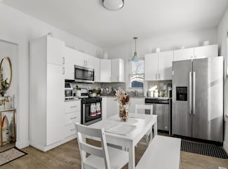 2317 S 9th St, Sheboygan, WI 53081
