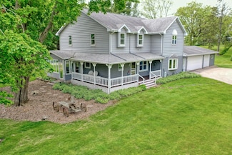 W1041 County Road O, Oconomowoc, WI 53066