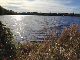 4239 Main Rd, Tiverton, RI 02878