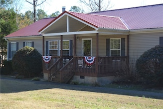 11 Beaver Ln, Lowndesville, SC 29659
