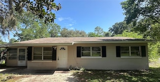 11651 Fairmont Ave, Leesburg, FL 34788