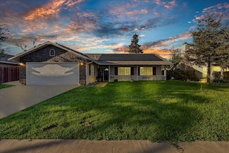 1170 Brett Beach Cir, Tulare, CA 93274
