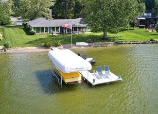 1025 Country Club Ln, Warsaw, IN 46580