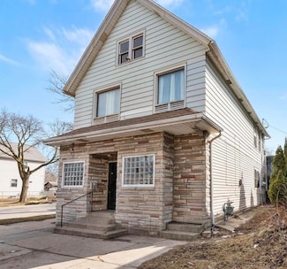 139 E Burleigh St, Milwaukee, WI 53212