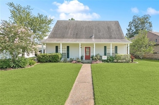 24 Myrtle Hill Dr, Destrehan, LA 70047