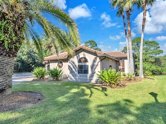 367 Golfview Dr, Miramar Beach, FL 32550