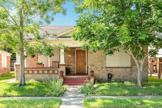 4917 Austin Dr, Galveston, TX 77551