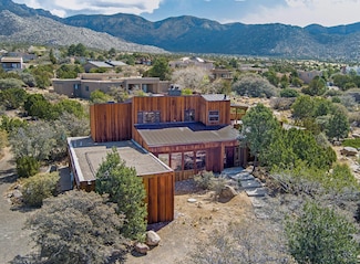 1036 Red Oaks Loop NE, Albuquerque, NM 87122