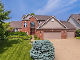 2004 Withers Ln, Bloomington, IL 61704
