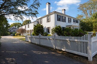 207 Shore St Unit 2, Falmouth, MA 02540