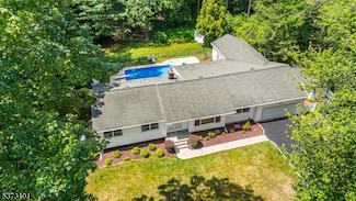10 Campo Rd, Randolph, NJ 07869