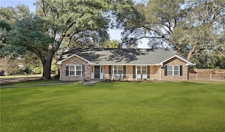 265 Robinhood Dr, Covington, LA 70433