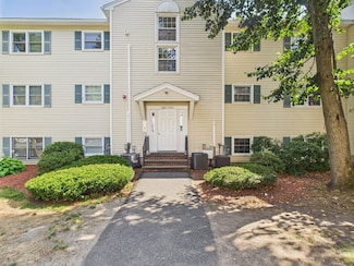 375 Aiken Ave Unit 9, Lowell, MA 01850