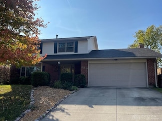 386 Ridgewood Dr, Fairborn, OH 45324
