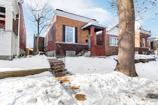 908 Wilmington Ave, Saint Louis, MO 63111