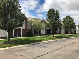 45673 Heather Ridge Dr Unit 215, Macomb, MI 48044