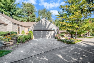 2645 Wyndham Dr SE Unit 32, Grand Rapids, MI 49546