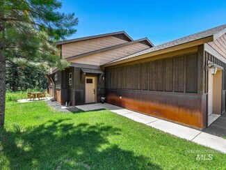 762 Deer Forest Dr, McCall, ID 83638