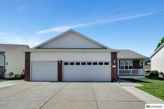 1521 Morton St, Lincoln, NE 68521