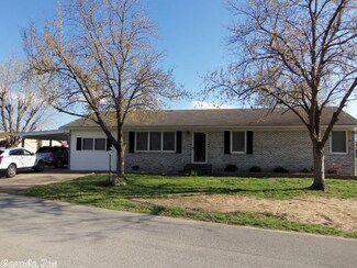 903 Sycamore Dr, Pocahontas, AR 72455