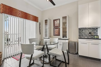 7694 Granville Dr Unit 412E, Tamarac, FL 33321