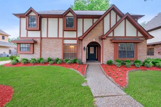 14810 Alderwick Dr, Sugar Land, TX 77498