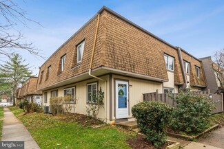 3876 Manzanita Place Unit B, Alexandria, VA 22309