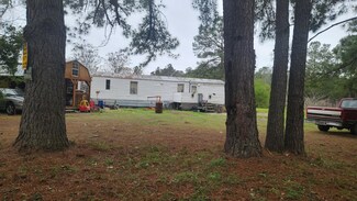 1070 Merell Ave, Bonneau, SC 29431