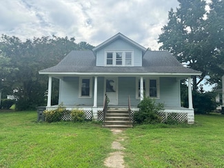 24418 Bennett St, Parksley, VA 23421