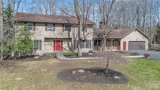 7266 Wakefield Dr, Fayetteville, NY 13066