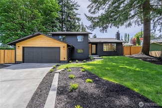 416 221st St SW, Bothell, WA 98021