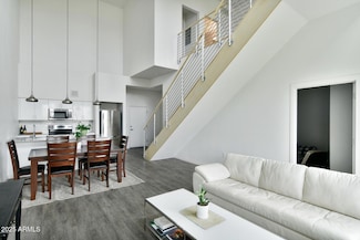 1130 N 2nd St Unit 401, Phoenix, AZ 85004