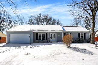 935 Elmwood Cir, Noblesville, IN 46062