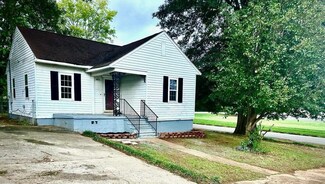 1411 Frey Ave, Sheffield, AL 35660
