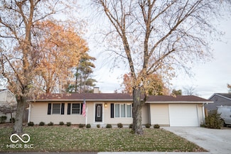 3015 Lucas Way, Columbus, IN 47203