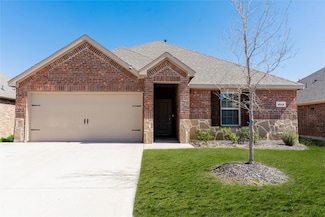 1613 Pioneer Meadow Dr, Princeton, TX 75407