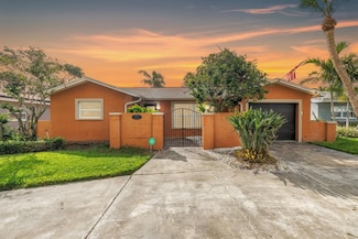 4037 Overlook Dr NE, Saint Petersburg, FL 33703