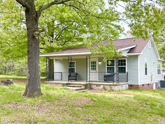 808 E Hanover Rd, Graham, NC 27253