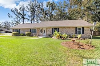 196 Robinson Loop, Richmond Hill, GA 31324