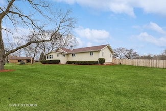 100 2nd Ave, Montgomery, IL 60538