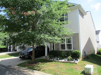 4008 Tulocay Ln, Charlotte, NC 28215